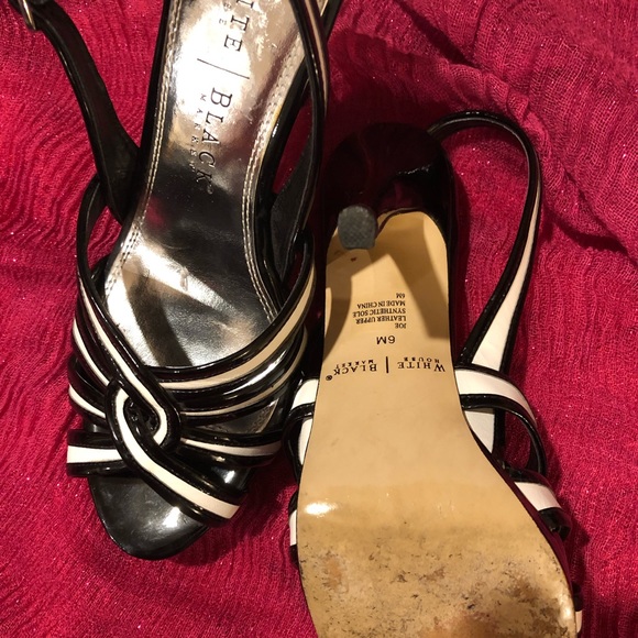 WHITE HOUSE BLACK MARKET PATENT LEATHER SANDAL 6M - Picture 5 of 7